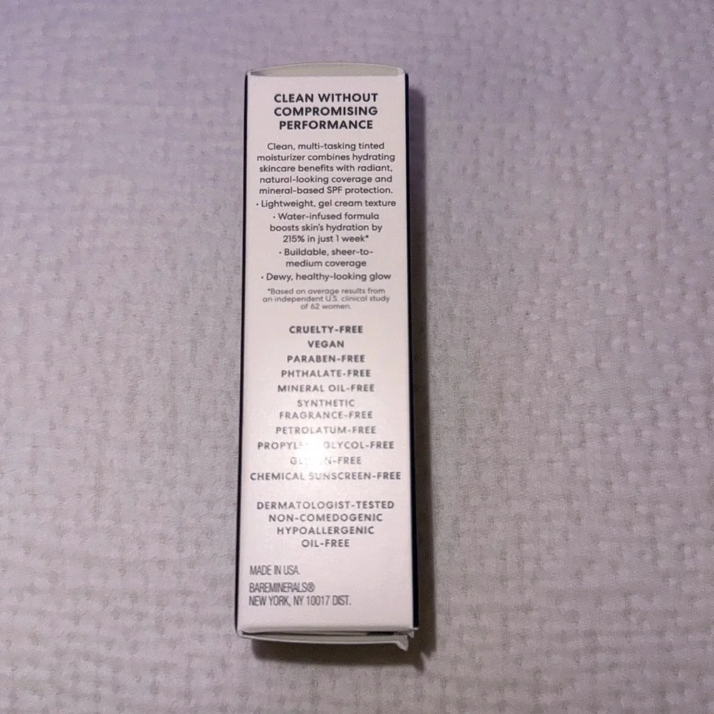 bareMinerals DUO of Complexion Rescue Tinted Moisturizer, Vanilla - travel-size - Picture 8 of 16
